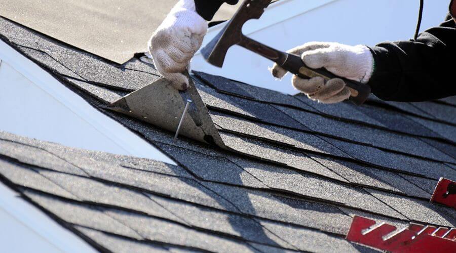 Expert Emergency Roof Repairs services in Bardwell, TX